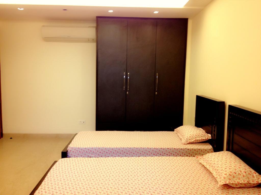 Woodpecker Service Apartments - Green Park New Delhi Exterior photo