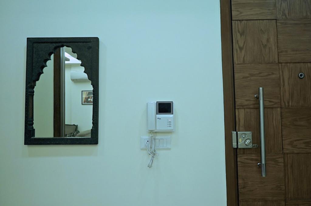 Woodpecker Service Apartments - Green Park New Delhi Exterior photo